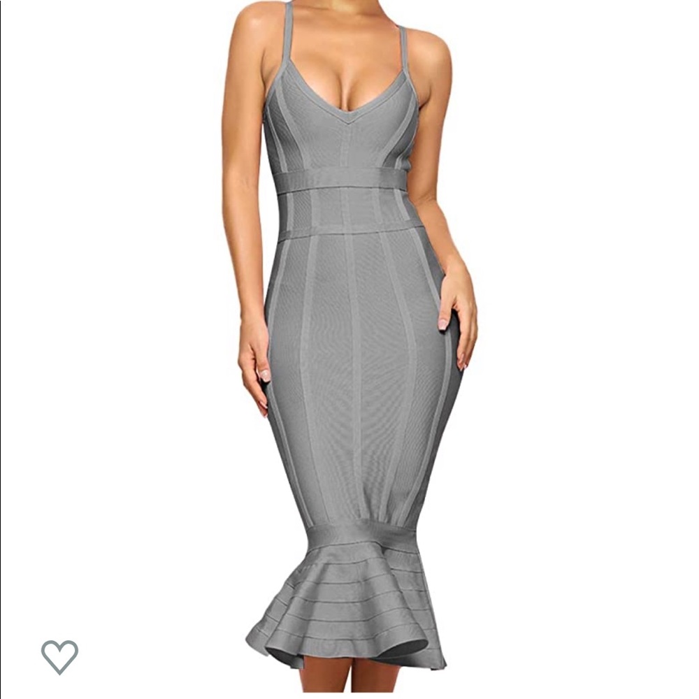 Like New- Worn 1x- Grey Bandage Dress 🖤